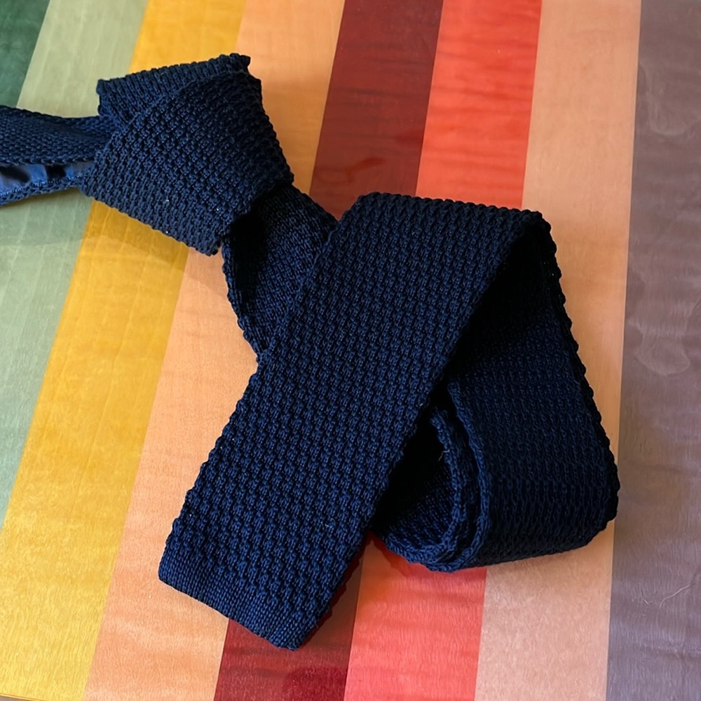 1901 Skinny Knit Tie